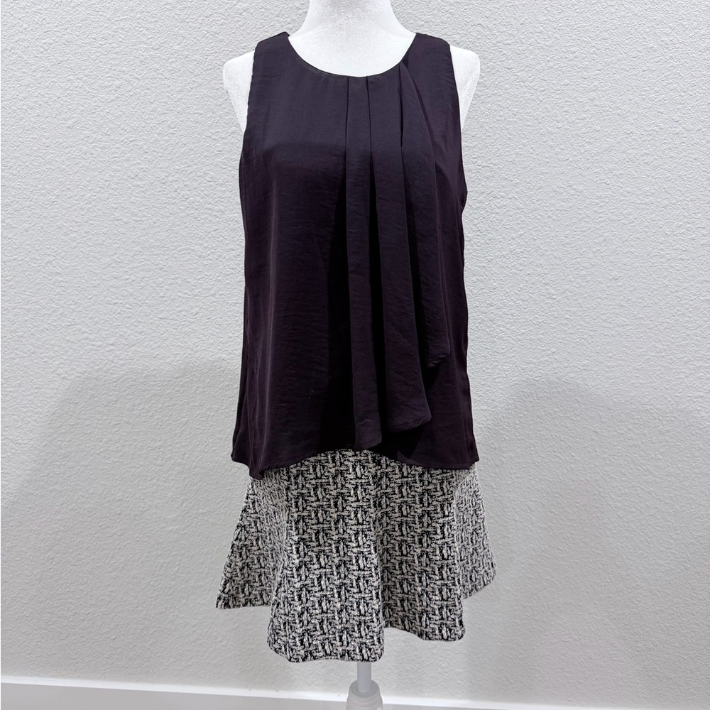 Sleeveless Plum Front Women's blouse